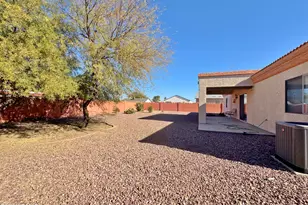 11100 W Magdalena Dr, Arizona City, AZ 85123 - Photo 47