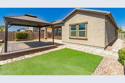 303 W Mammoth Cave Drive, San Tan Valley, AZ 85140 - Photo 13