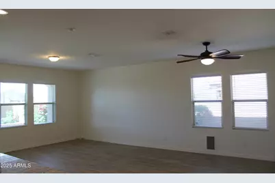 303 W Mammoth Cave Drive, San Tan Valley, AZ 85140 - Photo 17