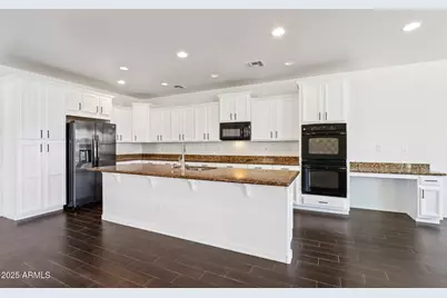 2542 N Riley Road, Buckeye, AZ 85396 - Photo 7