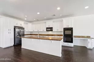 2542 N Riley Rd, Buckeye, AZ 85396 - Photo 7