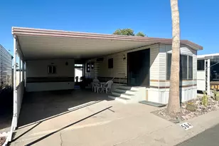 564 S Rock Hound Dr, Apache Junction, AZ 85119 - Photo 1