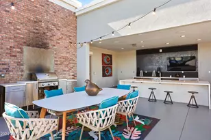 777 E Stella Ln, Phoenix, AZ 85014 - Photo 17