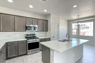 901 S Stalactites Cir, Benson, AZ 85602 - Photo 5