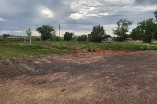 610 S 11th Pl W, Saint Johns, AZ 85936 - Photo 5