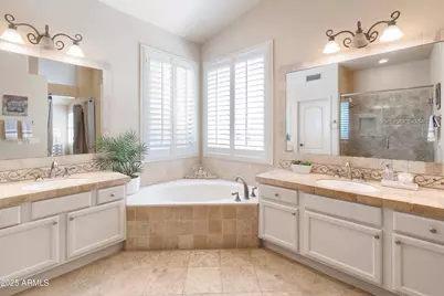 6419 E Betty Elyse Lane, Scottsdale, AZ 85254 - Photo 11