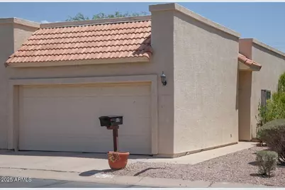 771 E Pepper Drive, Casa Grande, AZ 85122 - Photo 1