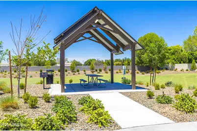 7577 W Evans Drive, Peoria, AZ 85381 - Photo 11