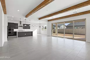 7577 W Evans Dr, Peoria, AZ 85381 - Photo 3