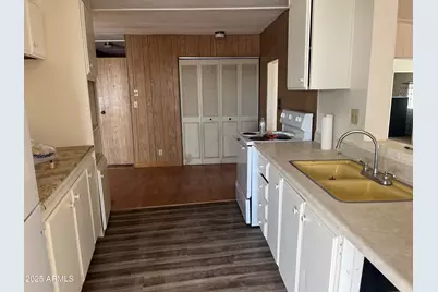 22695 E Cactus Forest Road, Florence, AZ 85132 - Photo 11