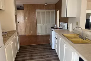 22695 E Cactus Forest Rd, Florence, AZ 85132 - Photo 11