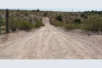 Xx N Japanese Garden Court #H, Morristown, AZ 85342 - Photo 7