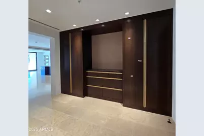 6587 N Palmeraie Boulevard #2022, Paradise Valley, AZ 85253 - Photo 3