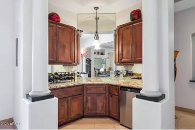 311 E Wexford Cove, Phoenix, AZ 85020 - Photo 9