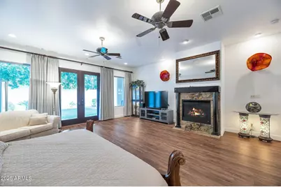 311 E Wexford Cove, Phoenix, AZ 85020 - Photo 17