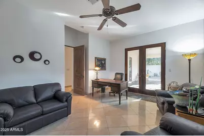 311 E Wexford Cove, Phoenix, AZ 85020 - Photo 33