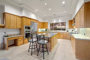 5316 E Valle Vista Rd, Phoenix, AZ 85018 - Photo 7