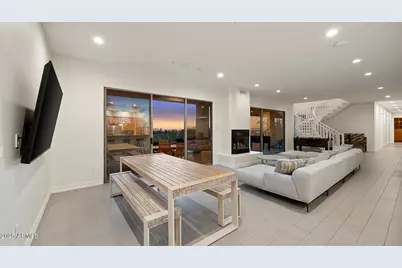 5316 E Valle Vista Road, Phoenix, AZ 85018 - Photo 9