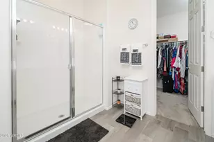 18406 W Sunbelt Dr, Surprise, AZ 85374 - Photo 9