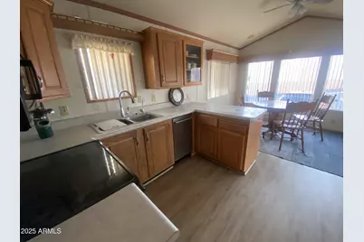 2137 W Erie Avenue #137, Apache Junction, AZ 85119 - Photo 7