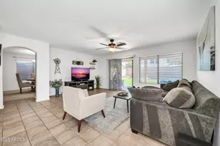 20219 N 33rd Pl, Phoenix, AZ 85050 - Photo 17