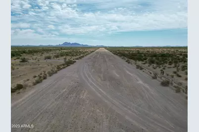 546Xx W Sunland Avenue #2, Tonopah, AZ 85354 - Photo 5