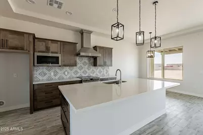 29340 N 231st Avenue, Wittmann, AZ 85361 - Photo 3