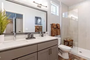 5885 S 32nd St, Phoenix, AZ 85040 - Photo 5
