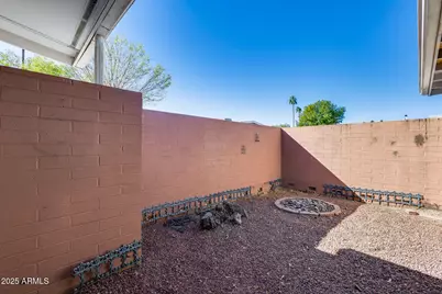 10863 W Thunderbird Boulevard, Sun City, AZ 85351 - Photo 15