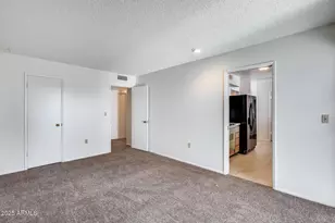 10863 W Thunderbird Blvd, Sun City, AZ 85351 - Photo 9