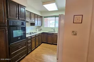 932 S 72nd St, Mesa, AZ 85208 - Photo 5