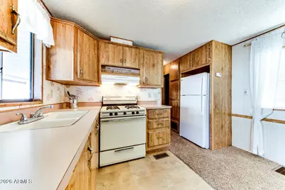 17200 W Bell Road #387, Surprise, AZ 85374 - Photo 11