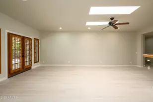 8209 E Del Cristal Dr, Scottsdale, AZ 85258 - Photo 13