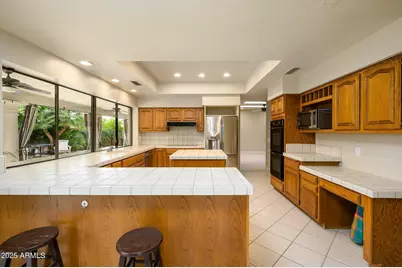 8209 E Del Cristal Drive, Scottsdale, AZ 85258 - Photo 17