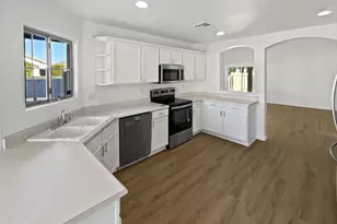 4225 N 92nd Ln, Phoenix, AZ 85037 - Photo 11