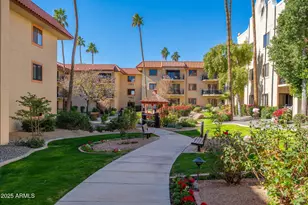 10330 W Thunderbird Blvd, Sun City, AZ 85351 - Photo 29