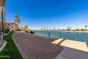 10330 W Thunderbird Blvd, Sun City, AZ 85351 - Photo 35