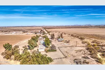 8050 S Bianco Road, Casa Grande, AZ 85193 - Photo 5
