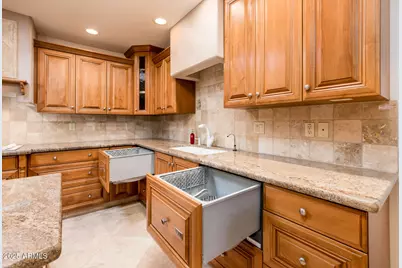 7837 E Crestwood Way, Scottsdale, AZ 85250 - Photo 11