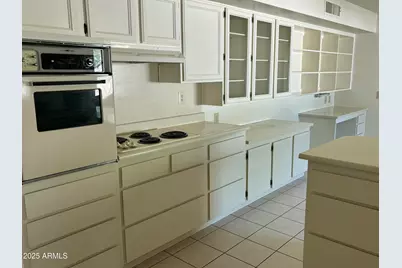 17407 N Country Club Drive, Sun City, AZ 85373 - Photo 37