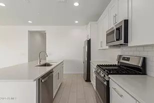 18225 W Hess St, Goodyear, AZ 85338 - Photo 5