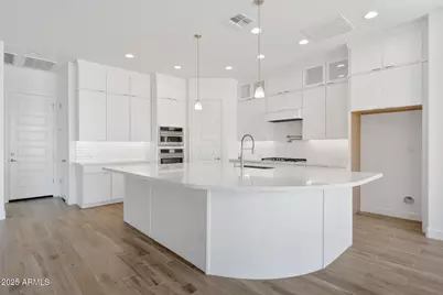 1032 W J Waltz Way, Apache Junction, AZ 85120 - Photo 7