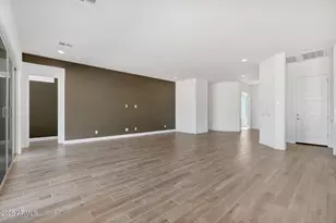 1032 W J Waltz Wy, Apache Junction, AZ 85120 - Photo 5