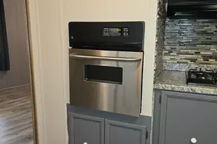 11411 N 91st Ave, Peoria, AZ 85345 - Photo 17