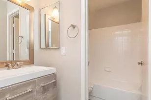 13517 W Glendale Ave, Glendale, AZ 85307 - Photo 7