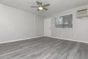 13517 W Glendale Ave, Glendale, AZ 85307 - Photo 3