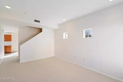 3703 E Mitchell Drive, Phoenix, AZ 85018 - Photo 3