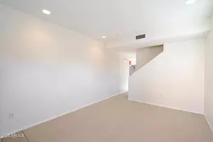 3703 E Mitchell Dr, Phoenix, AZ 85018 - Photo 9