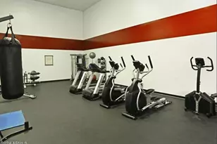 8902 N 19th Ave, Phoenix, AZ 85021 - Photo 9