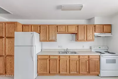 4015 N Montezuma Drive #B, Eloy, AZ 85131 - Photo 11